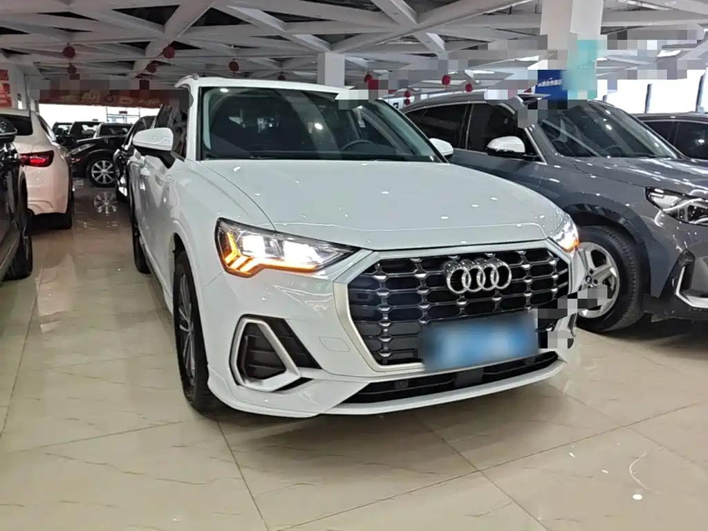Audi Q3 2022 35 TFSI