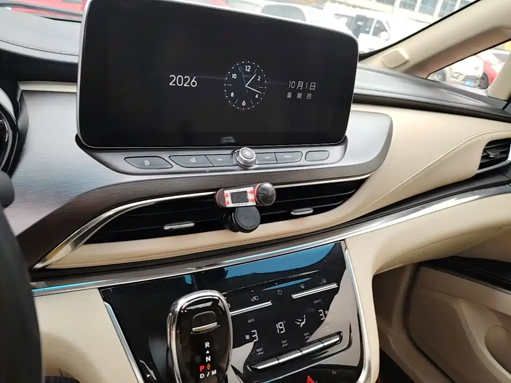 Buick GL8 — миниатюра 13
