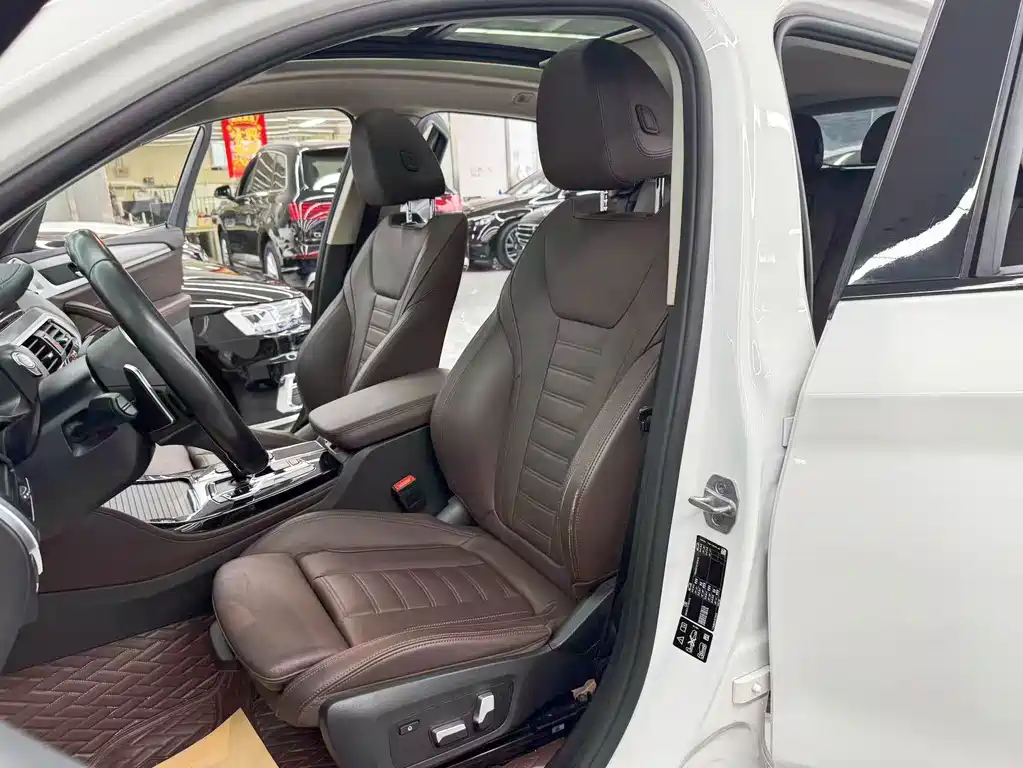 BMW X4 — миниатюра 14