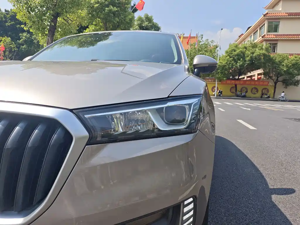 Borgward BX5 — миниатюра 12