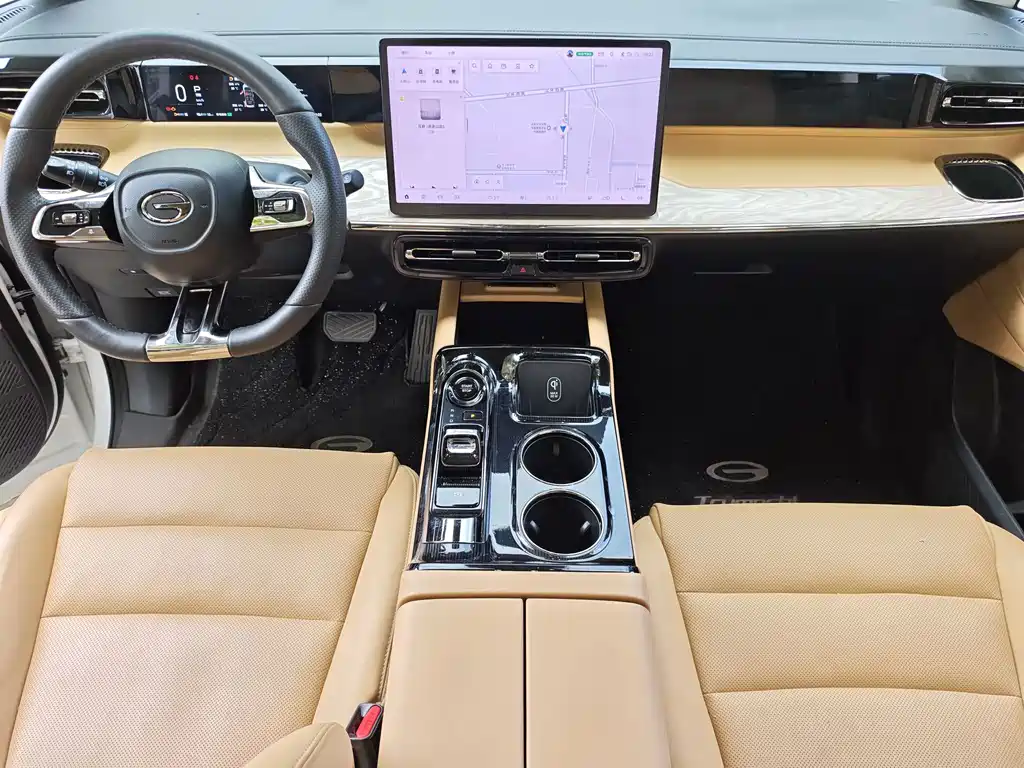 GAC Motor Trumpchi E8 PHEV — миниатюра 7