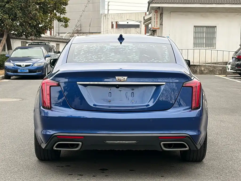 CADILLAC CT5