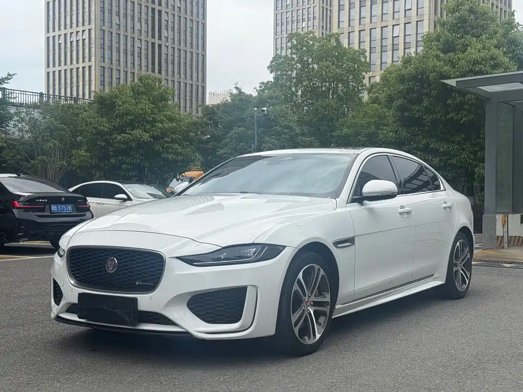 Jaguar XEL 2022
