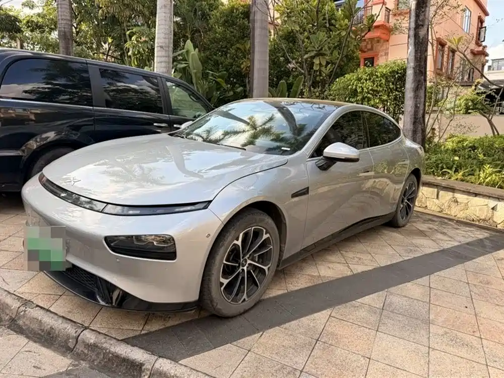 XPeng P7