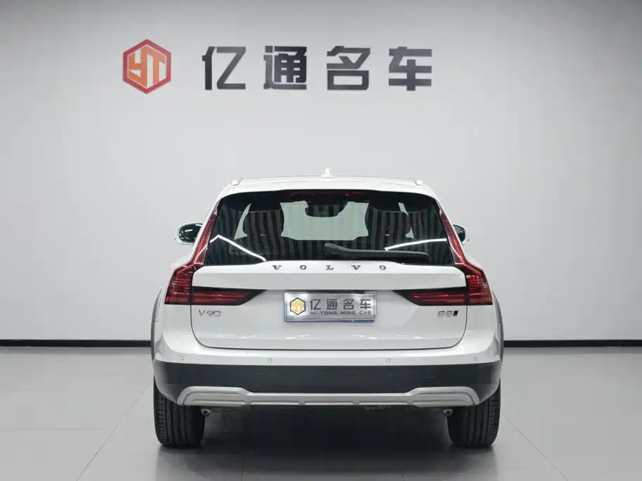 Volvo V90 — миниатюра 21