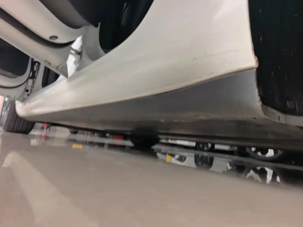Tesla Model 3 — миниатюра 22