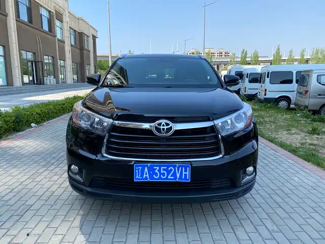 TOYOTA HIGHLANDER 2017