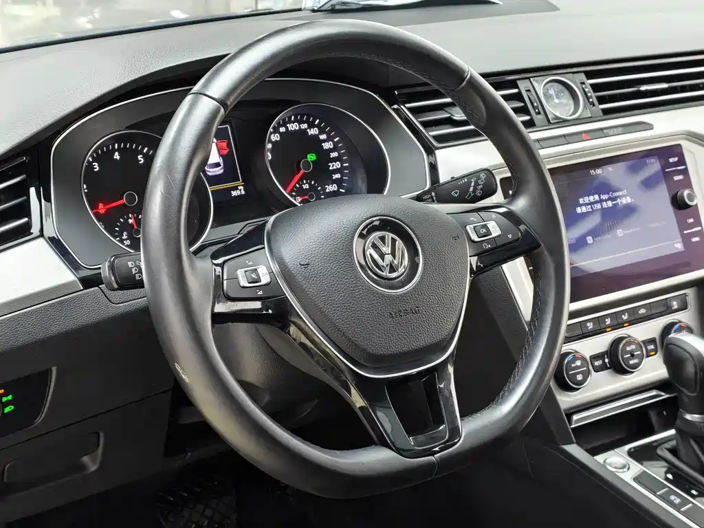 Volkswagen Viloran — миниатюра 11