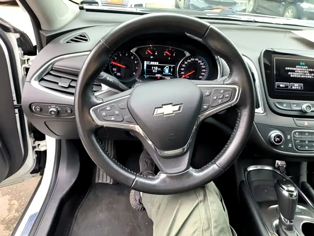 Chevrolet Malibu XL — миниатюра 11