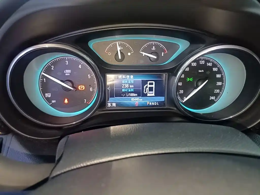 Buick Envision Plus — миниатюра 12