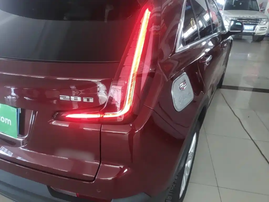 Cadillac XT4 — миниатюра 8