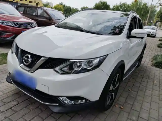 NISSAN QASHQAI 2017
