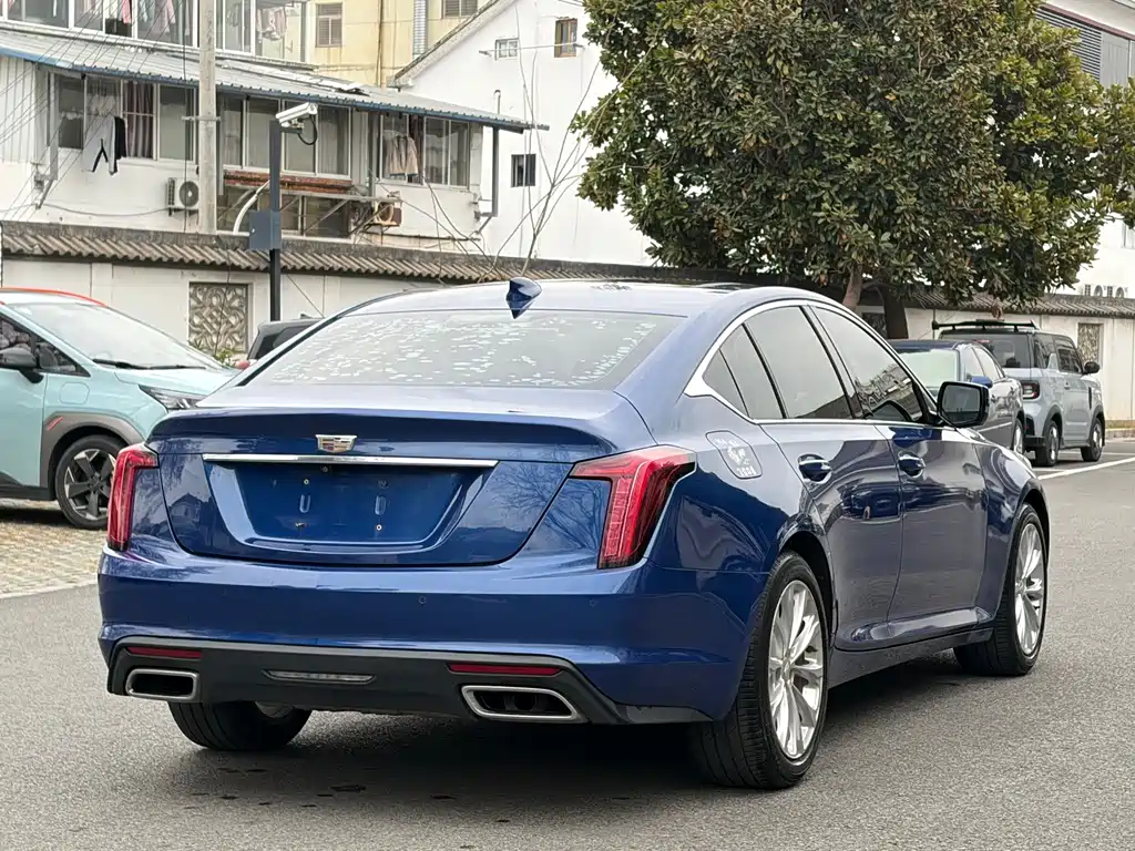 CADILLAC CT5