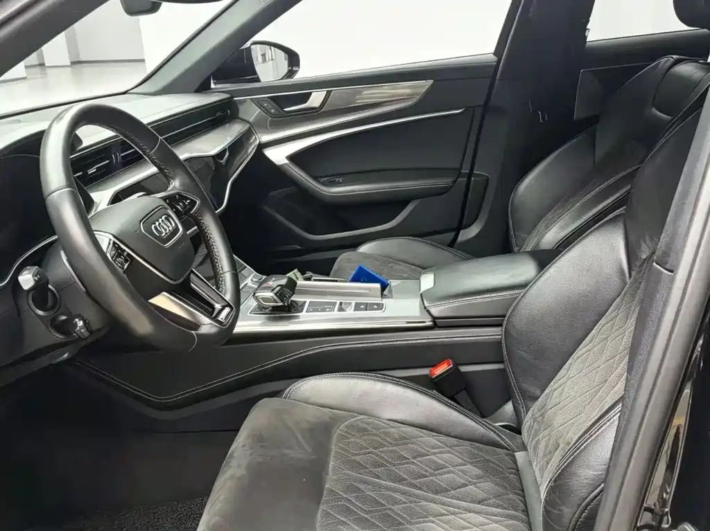 Audi A6L 2020 55 TFSI quattro Premium