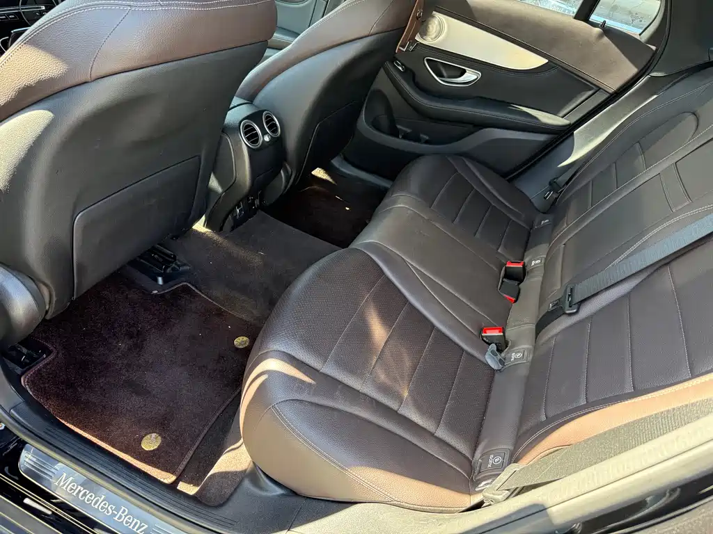 Mercedes-Benz GLC — миниатюра 10