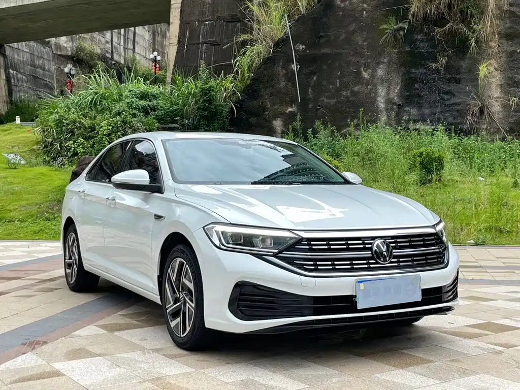 Volkswagen Sagitar — миниатюра 2
