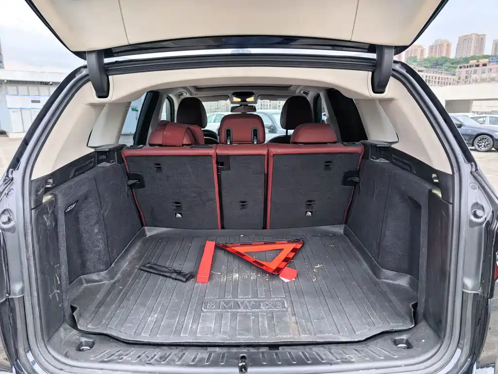 BMW iX3 — миниатюра 6