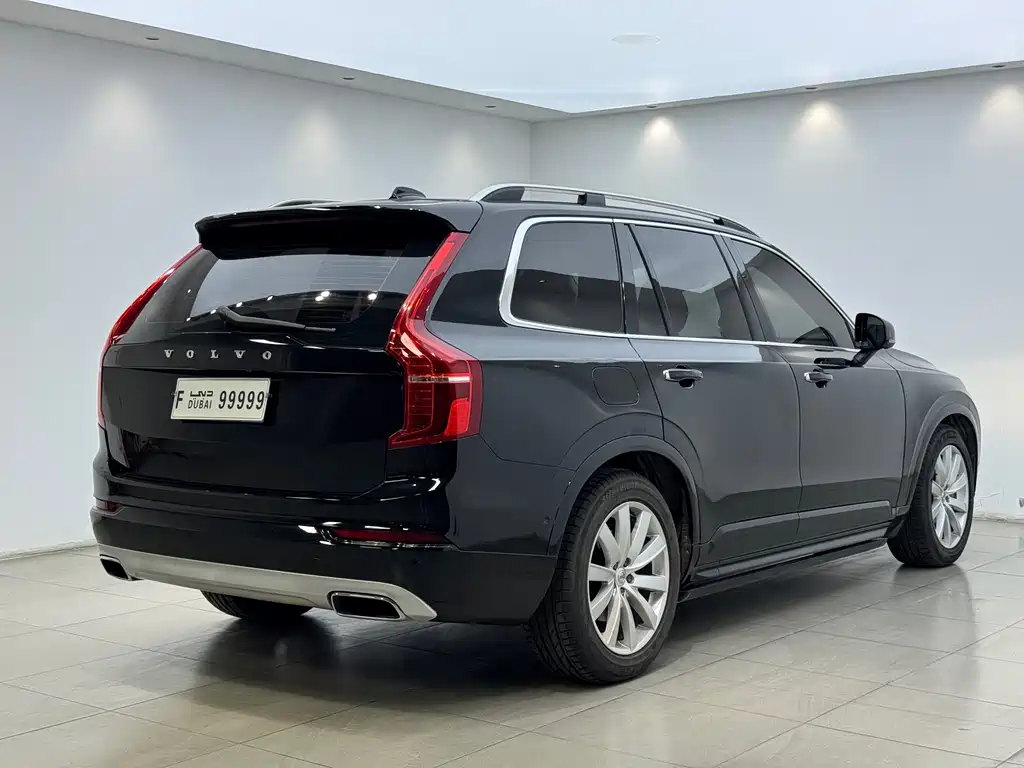 Volvo XC90 — миниатюра 9