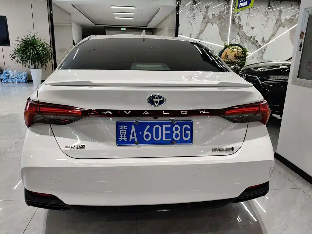 Toyota Avalon — миниатюра 6