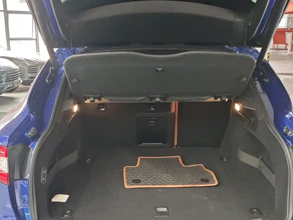 Maserati Levante — миниатюра 17