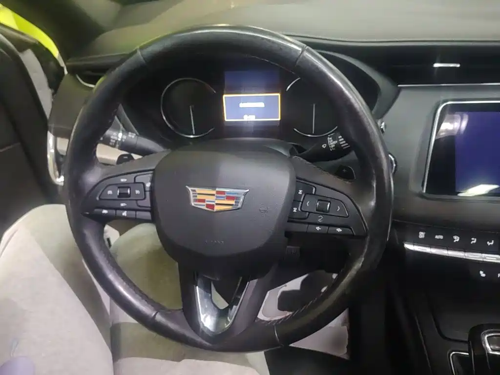 Cadillac XT4 — миниатюра 11