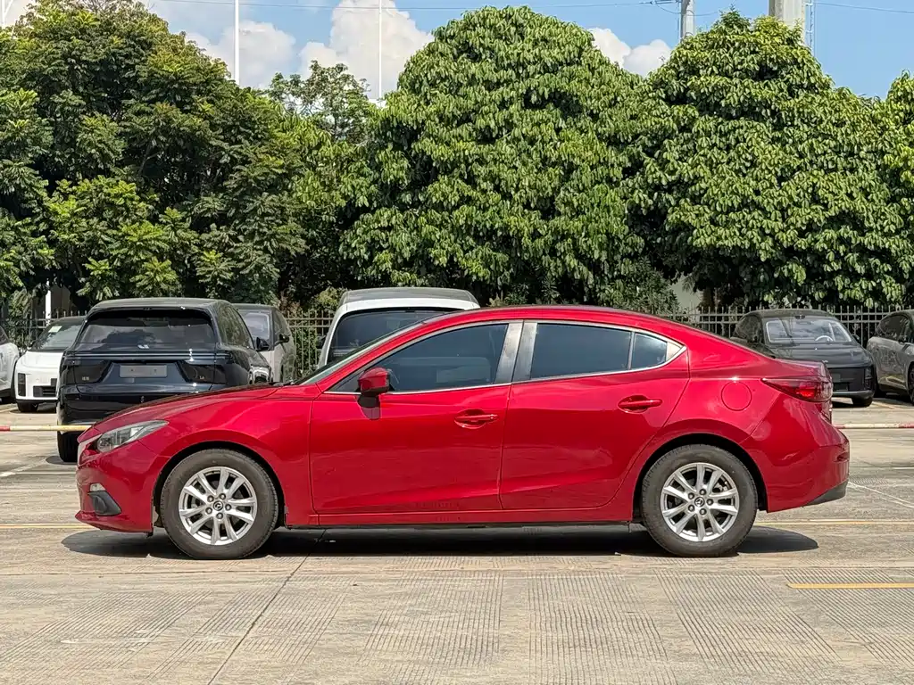 Mazda 3 Axela — миниатюра 4