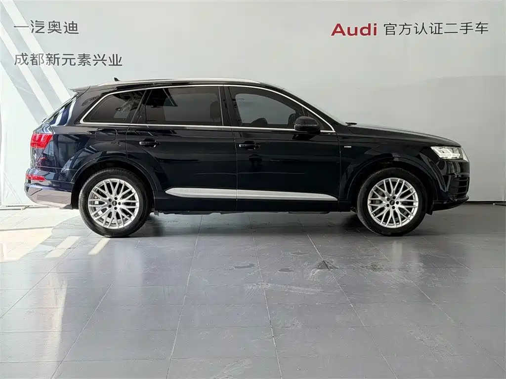 Audi Q7 — миниатюра 3