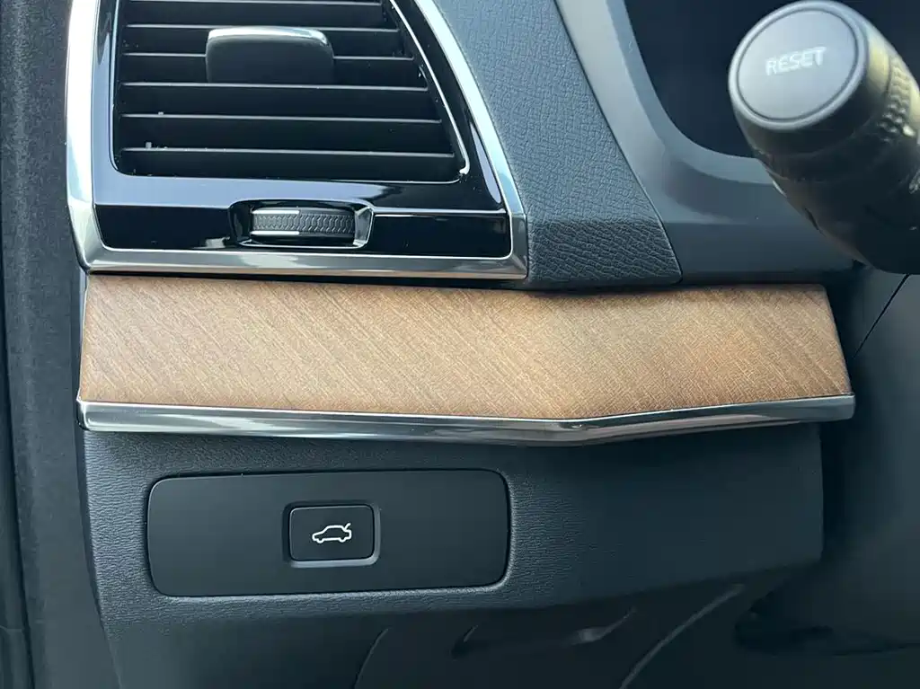 Volvo XC90 — миниатюра 18