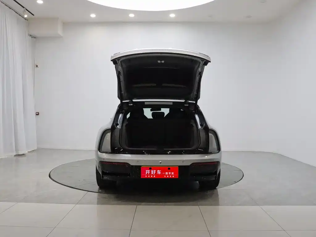 Audi E5 Sportback — миниатюра 7