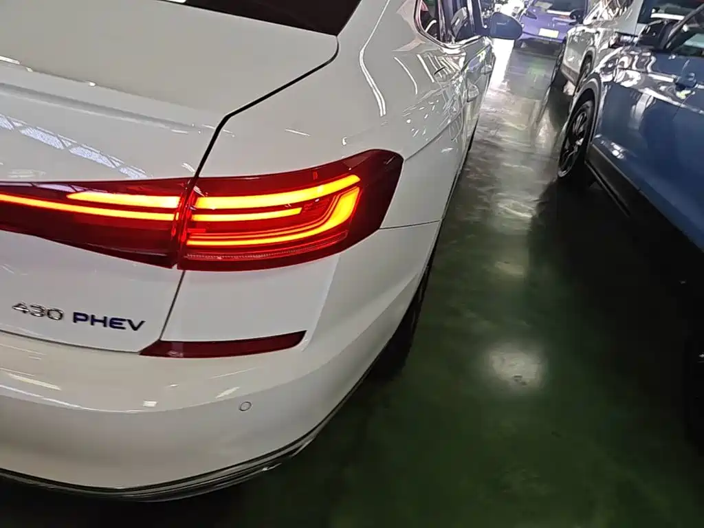 Volkswagen 帕萨特插电混动 — миниатюра 8