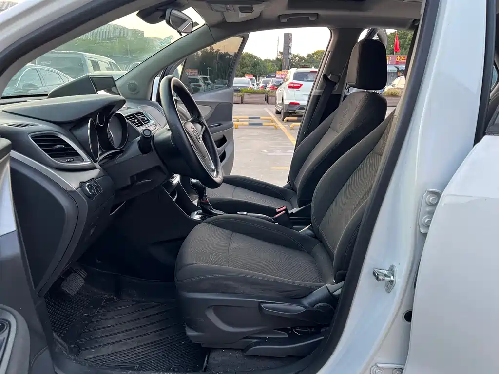 Buick Encore — миниатюра 4