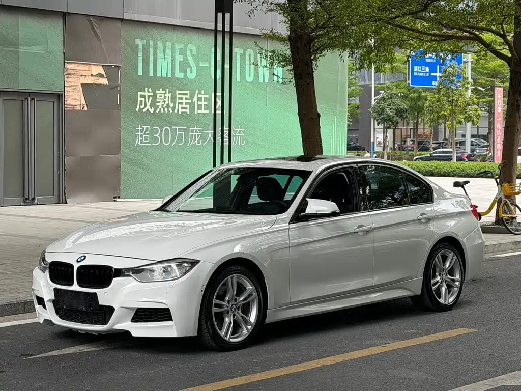 BMW 3 Series (Import) 2013