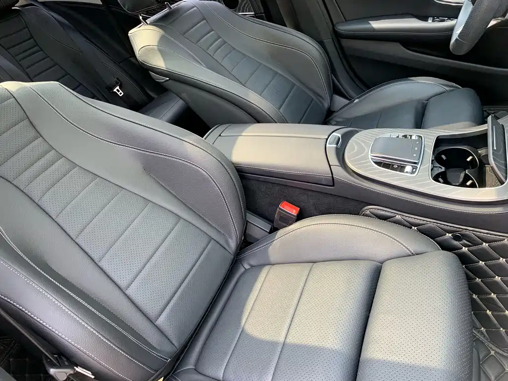 Mercedes-Benz E-Class — миниатюра 27