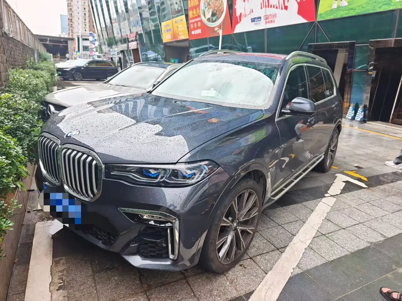 宝马X7 2021款 xDrive40i 行政型M运动套装 2021
