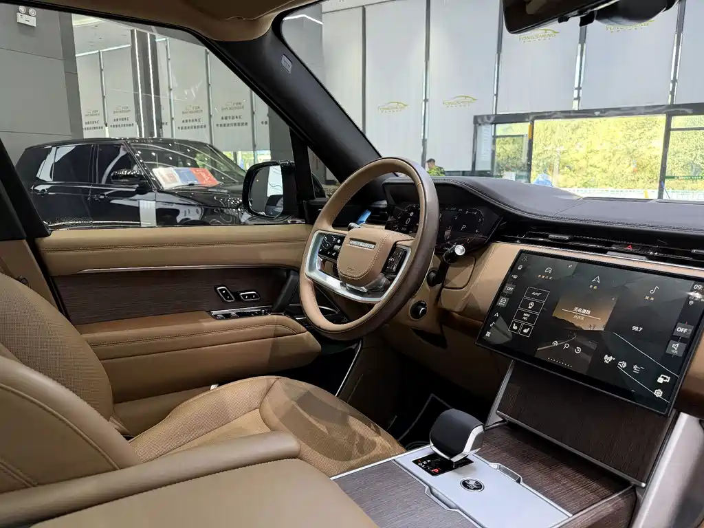 Land Rover Range Rover — миниатюра 9