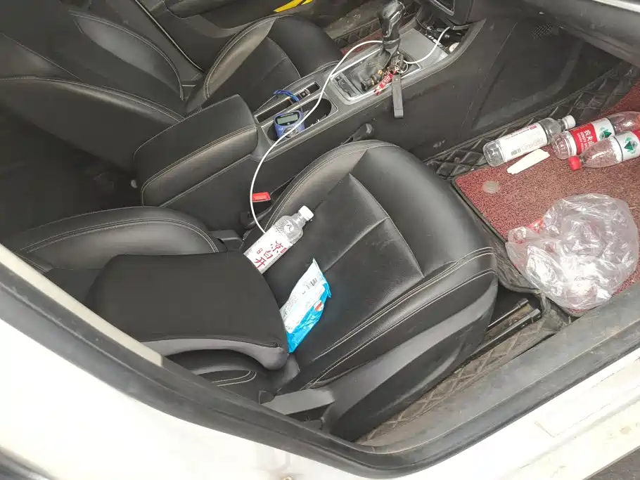 Roewe Roewe i6 Classic — миниатюра 8