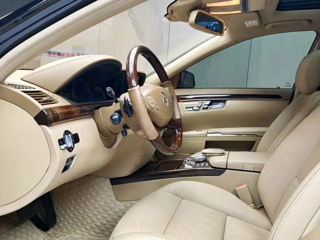 Mercedes-Benz S-Class — миниатюра 4
