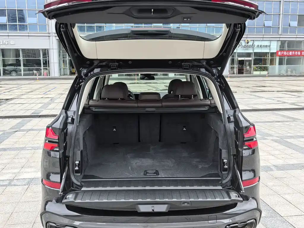 BMW X5 — миниатюра 10