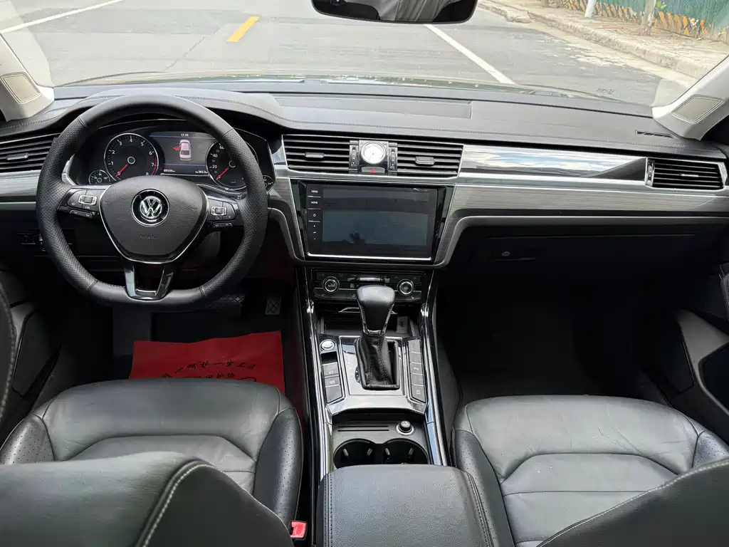 Volkswagen Phideon — миниатюра 5