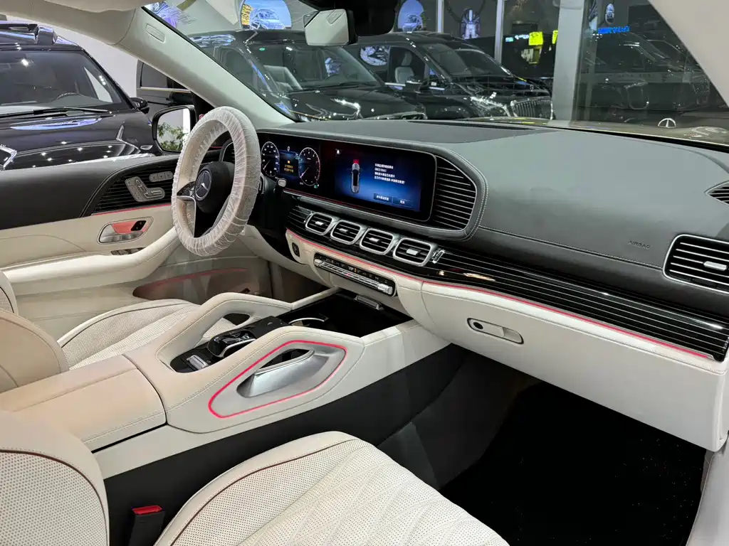 Mercedes-Benz GLS — миниатюра 7