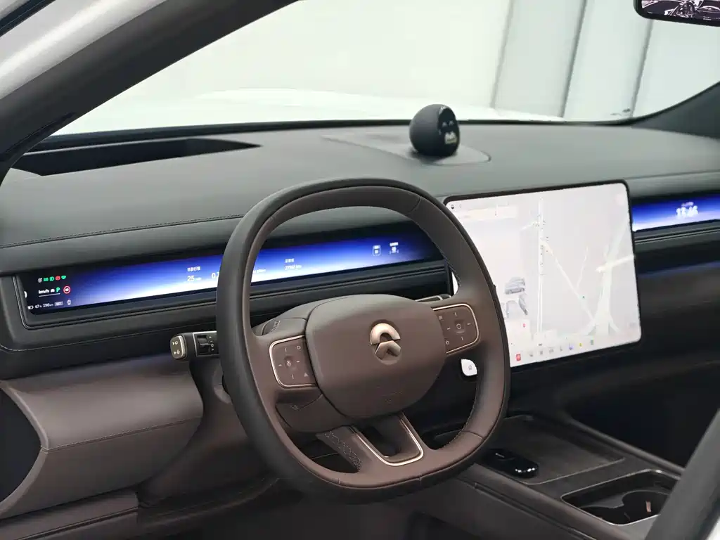 NIO ES8 — миниатюра 14