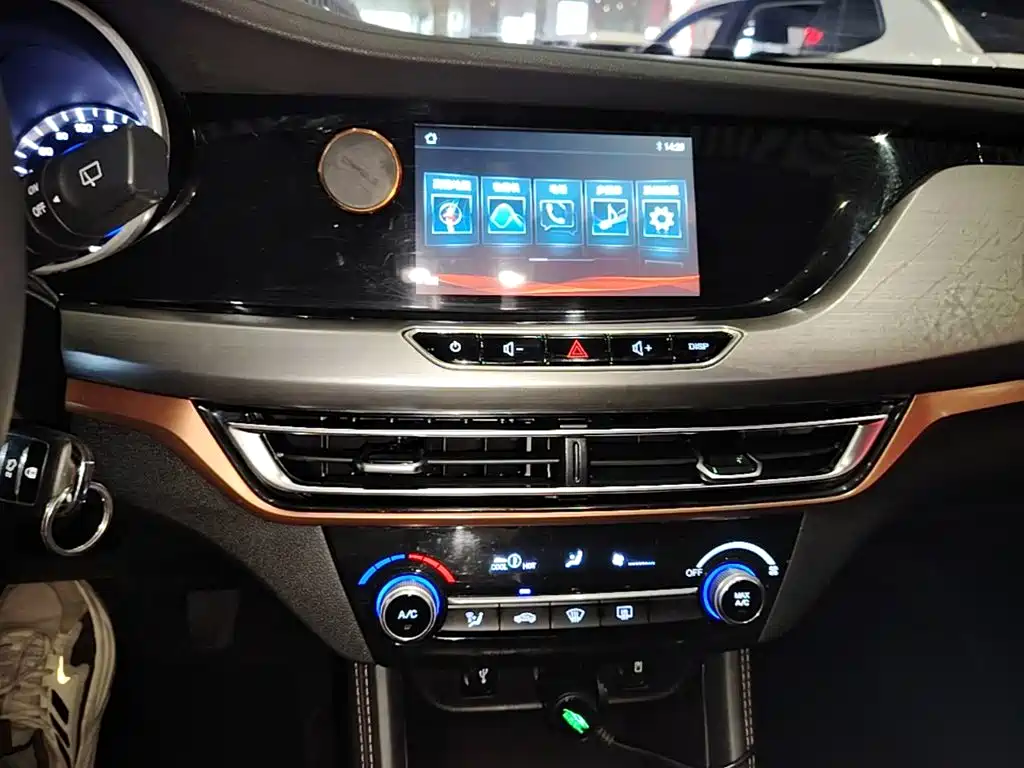 Changan Eado XT — миниатюра 13