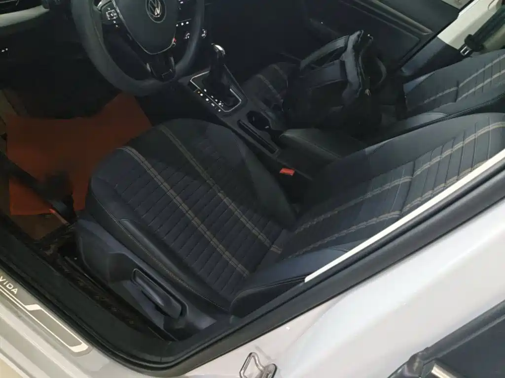 Volkswagen Lavida — миниатюра 15