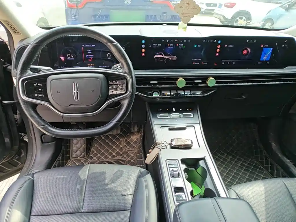 Lincoln Corsair — миниатюра 10