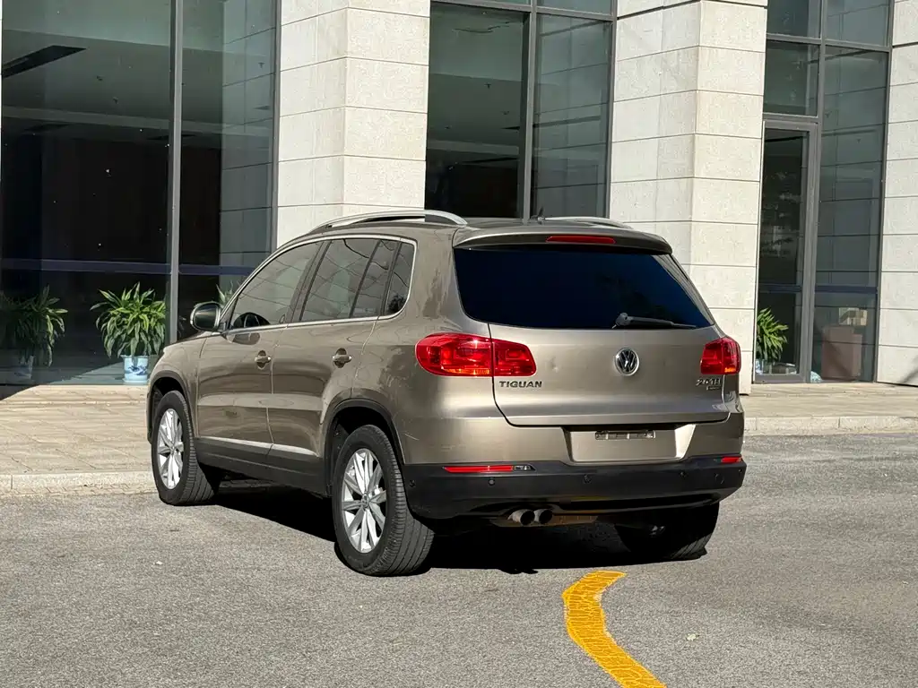 Volkswagen Tiguan — миниатюра 16