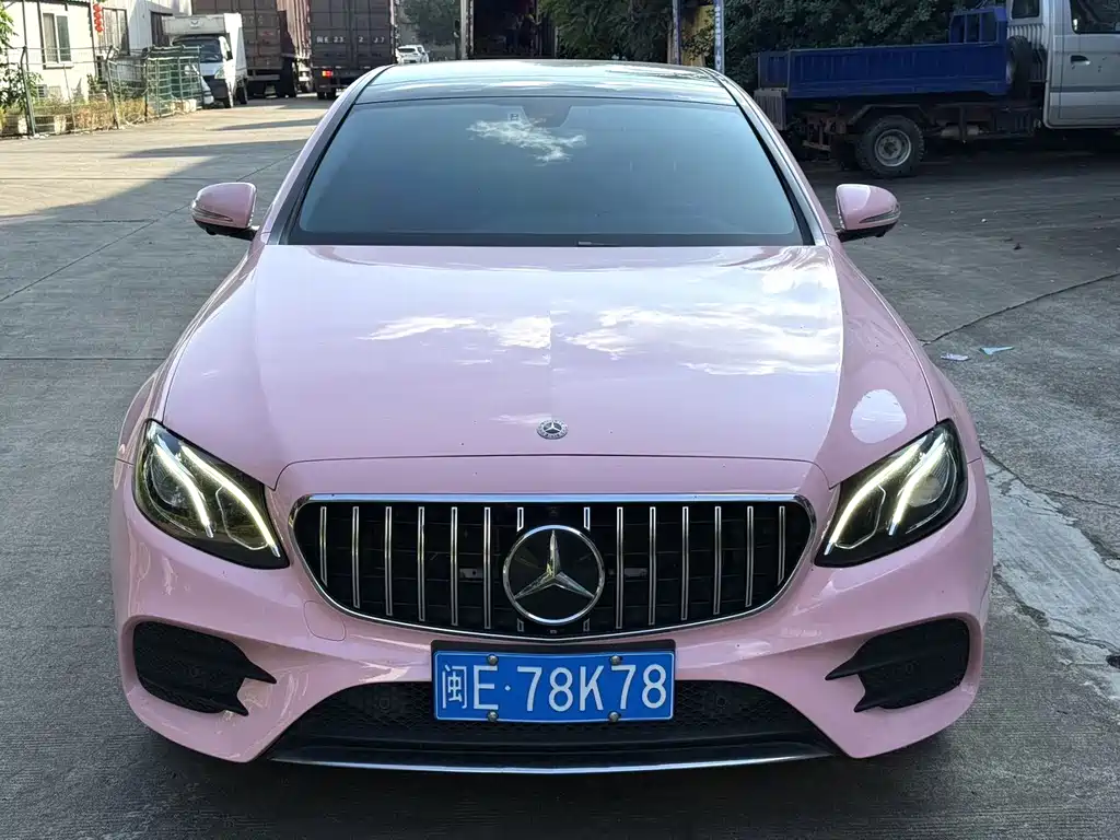 Mercedes-Benz E-Class — миниатюра 2