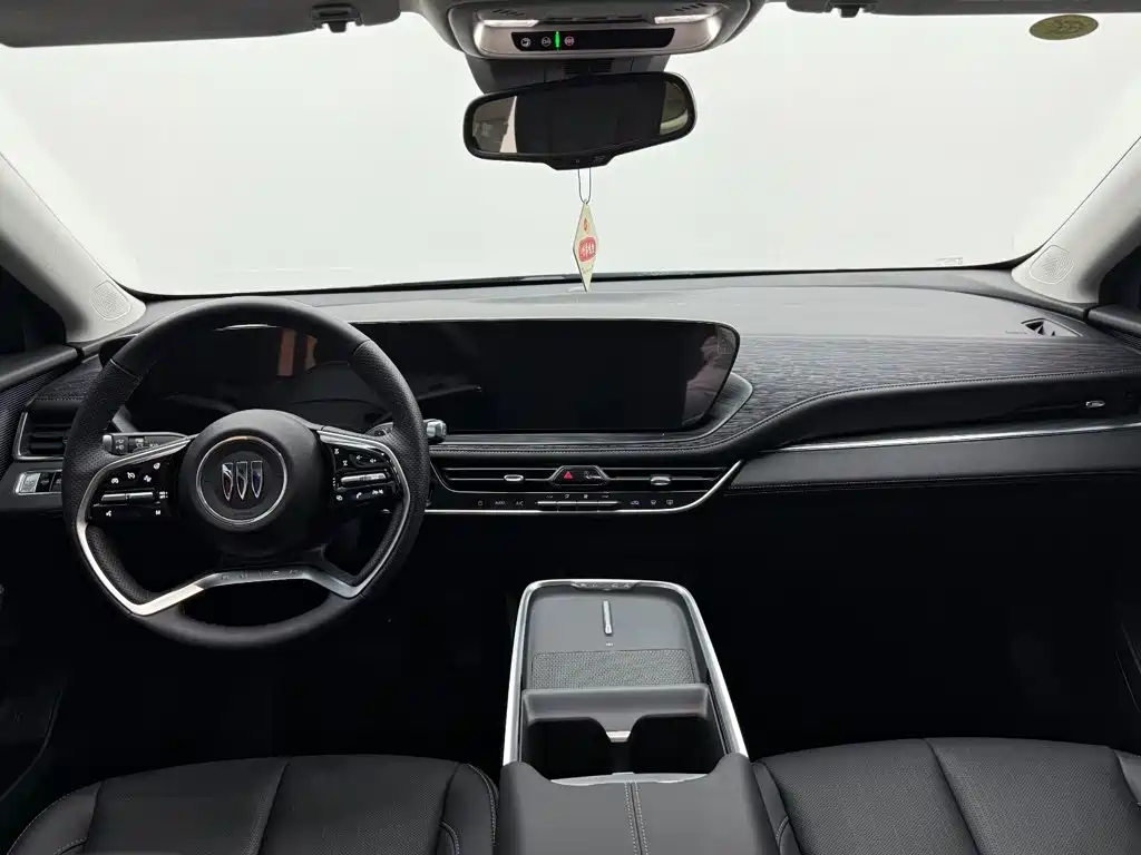 Buick LaCrosse — миниатюра 11