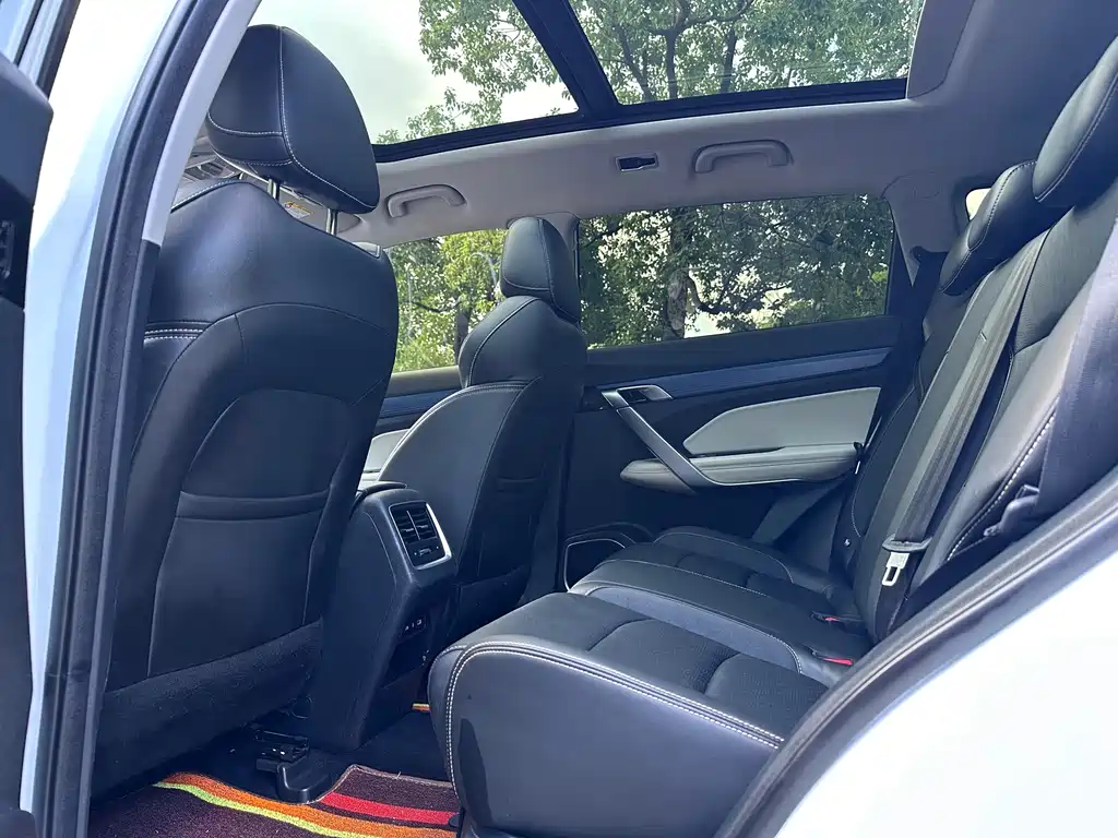 GEELY AUTOMOBILE BOYUE