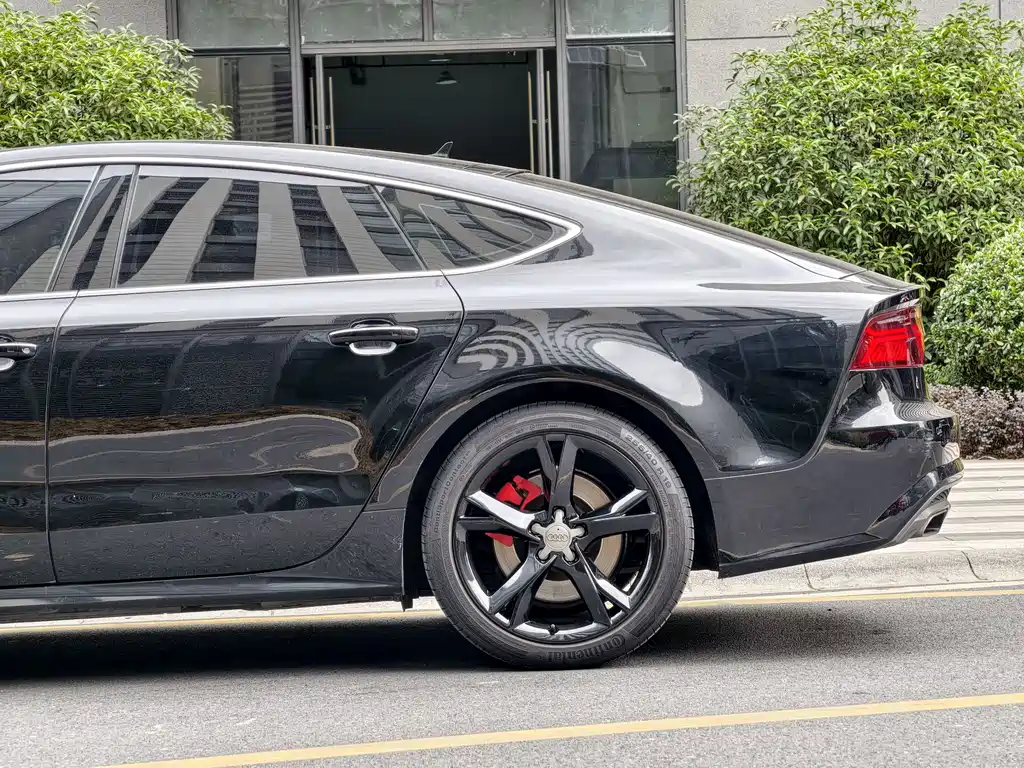 AUDI A7