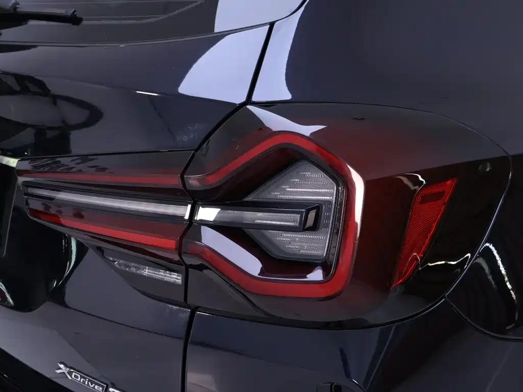 BMW X3 — миниатюра 9